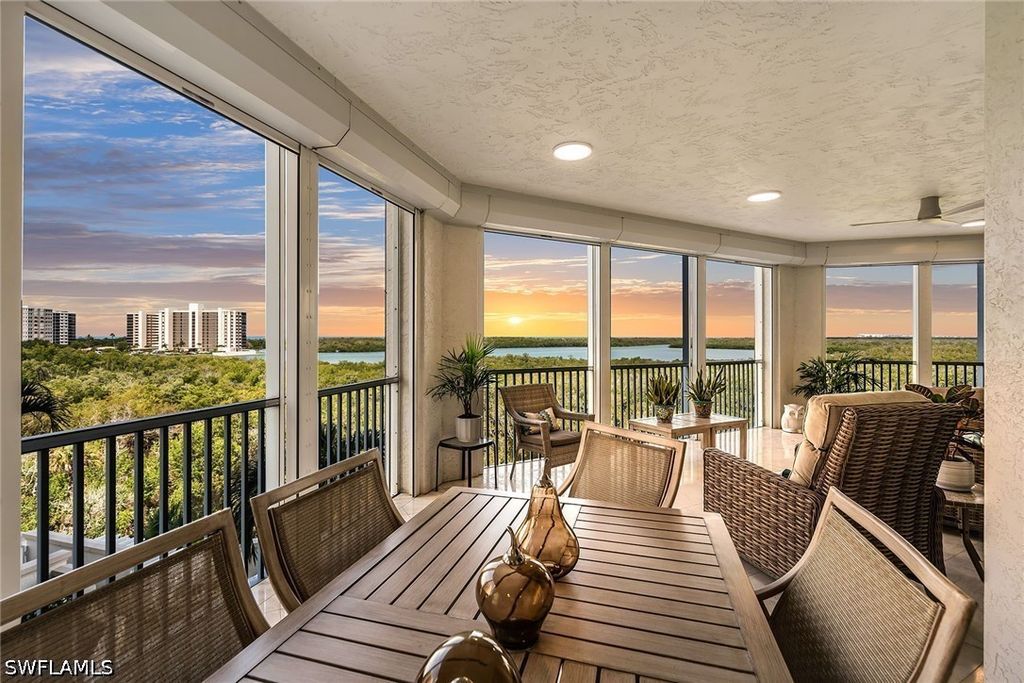 285 Grande Way 503, Naples