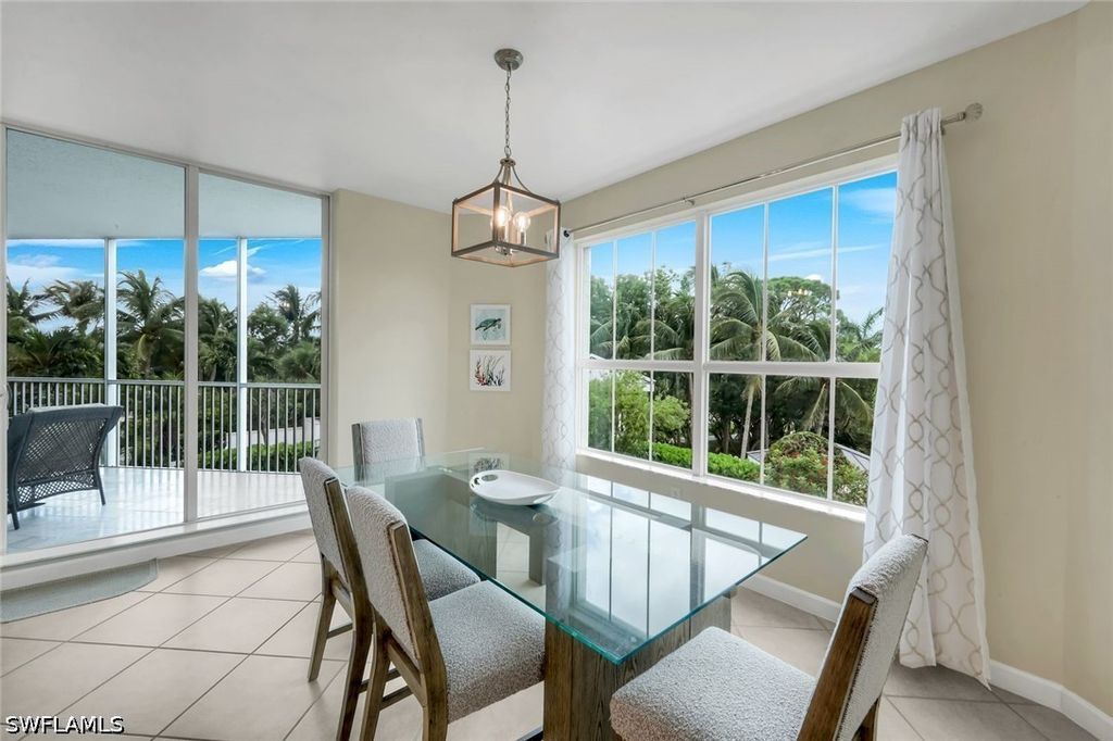 300 Dunes Blvd 203, Naples