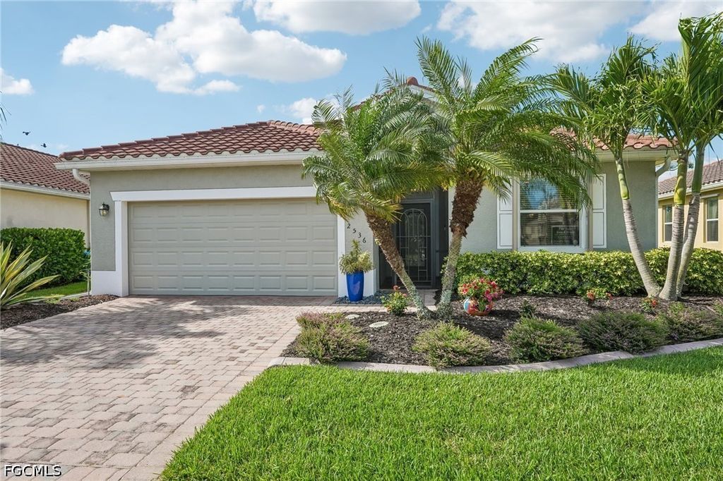 2536 Laurentina Ln, CAPE CORAL