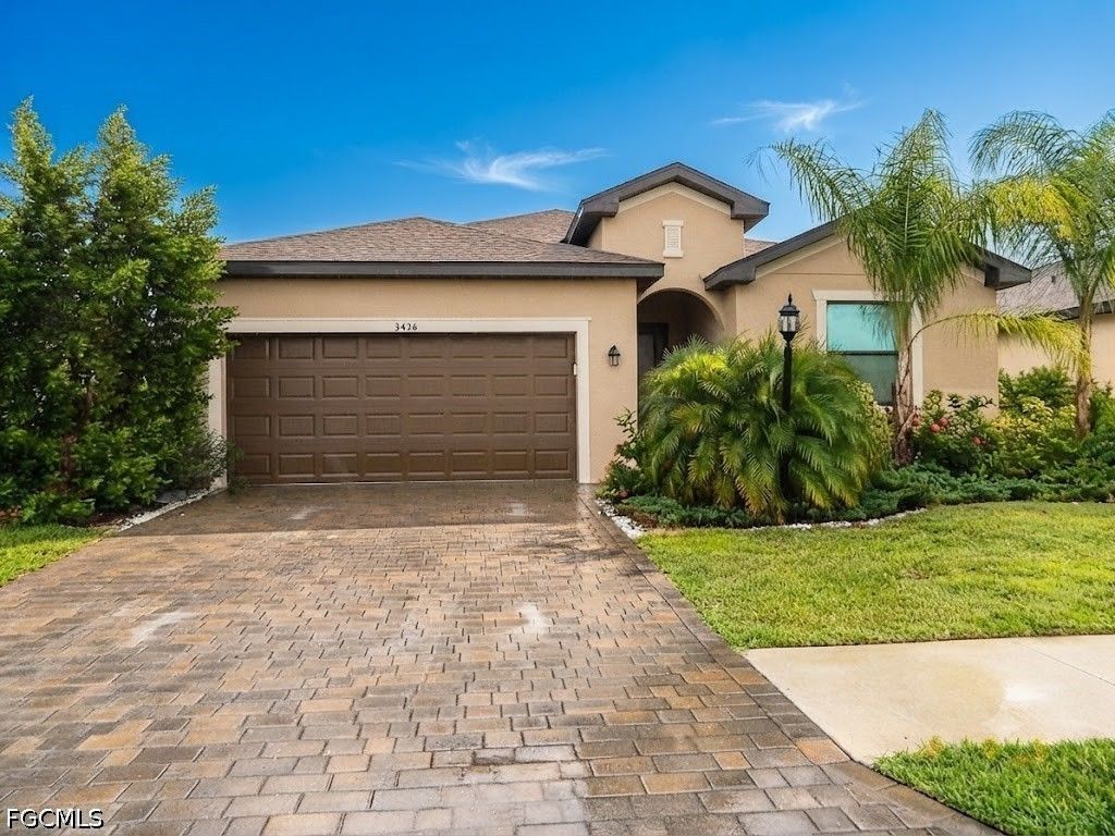 3426 Menores Way, FORT MYERS