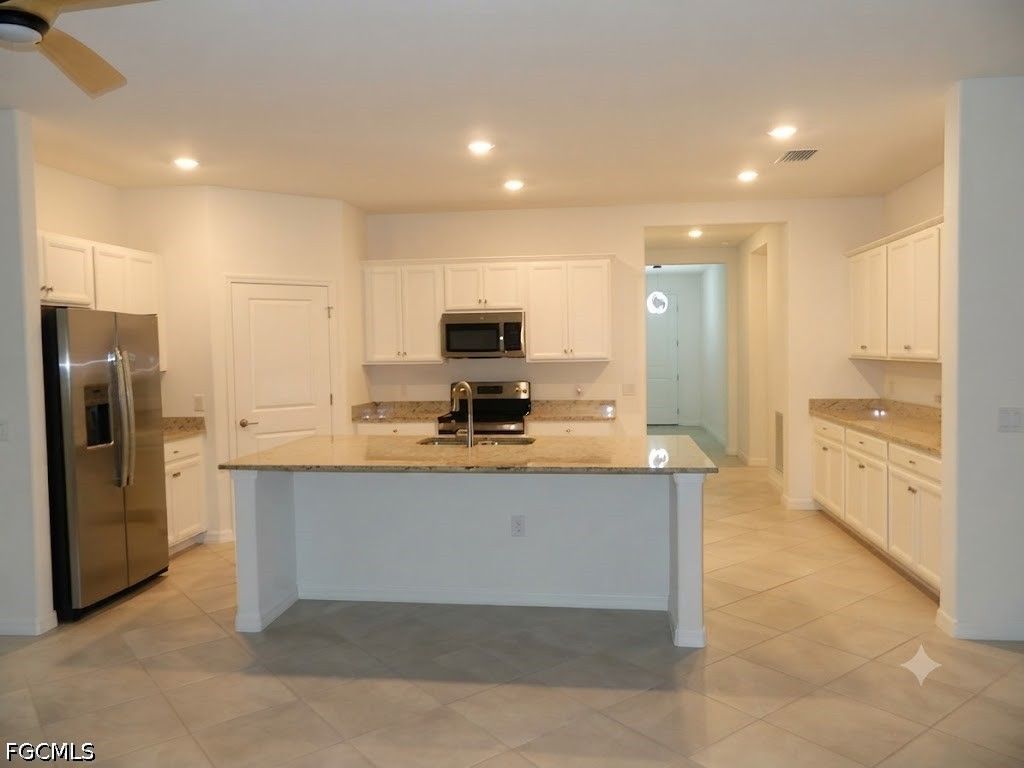 3426 Menores Way, Fort Myers