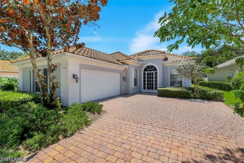 2709 Island Pond Ln, Naples
