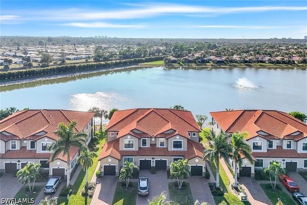26213 Palace Ln 202, Bonita Springs