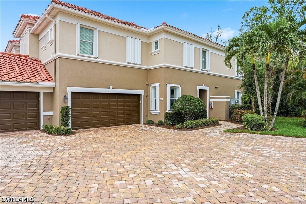 12905 New Market St 102, Fort Myers