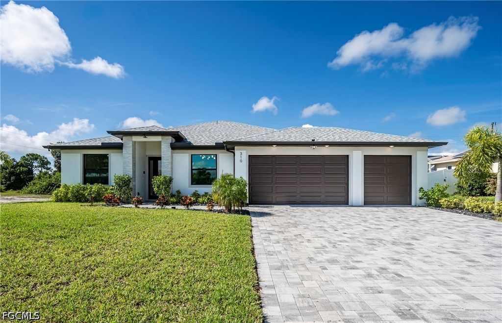 310 Nw 14th St, Cape Coral