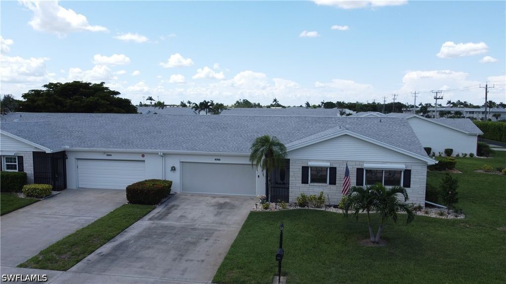 1527 Edgewater Cir, Fort Myers