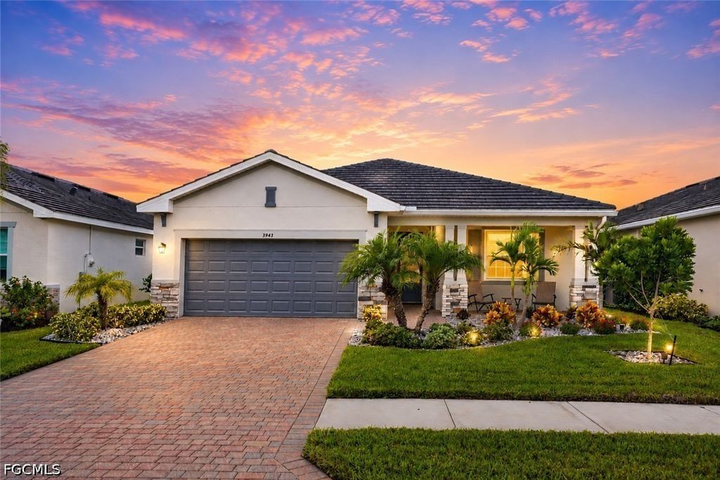 3943 E Hampton Cir, Alva