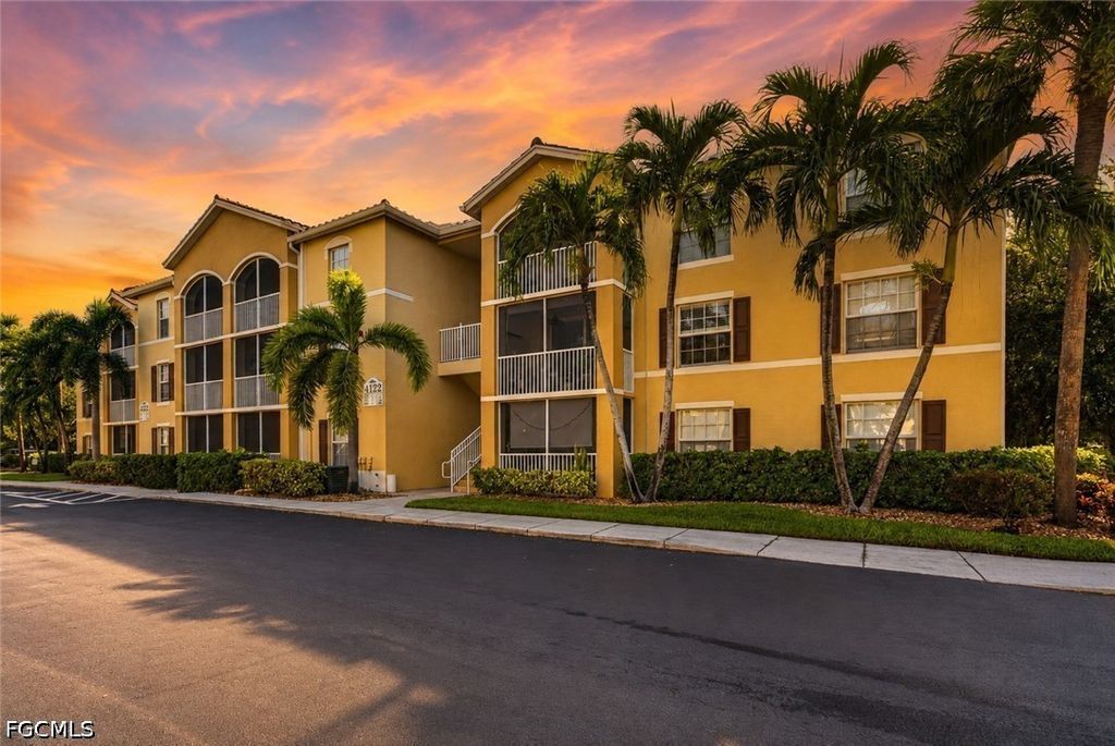 4122 Residence Dr 121, FORT MYERS