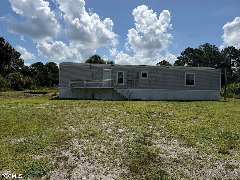445 S Quebrada St, CLEWISTON