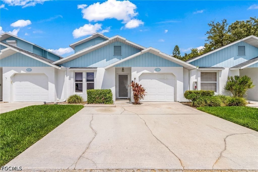 13721 Markham Ln 4, Fort Myers