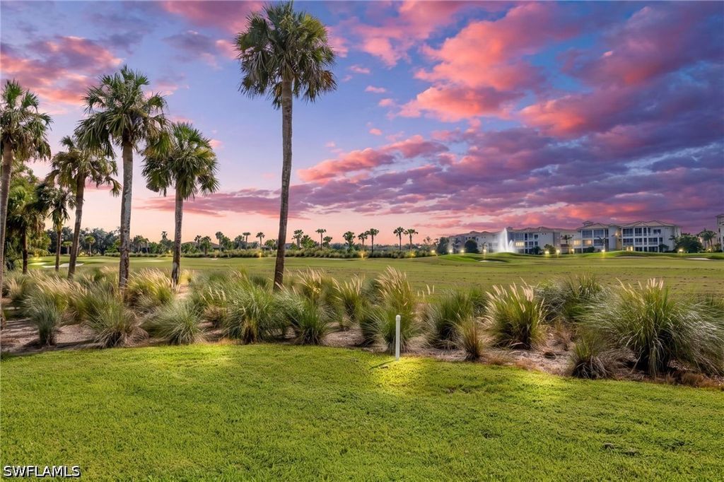 604 El Camino Real 9-101, NAPLES