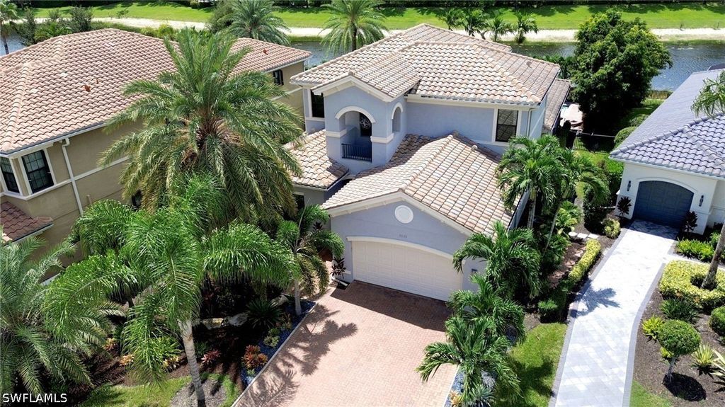 4036 Nova Ln, Naples
