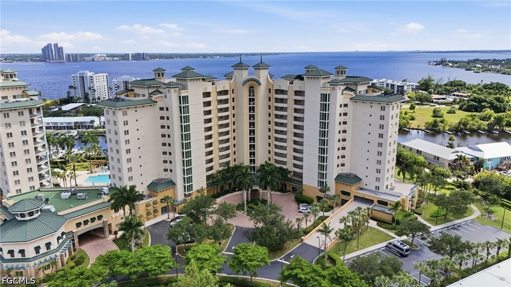 3426 Hancock Bridge Pkwy 706, North Fort Myers