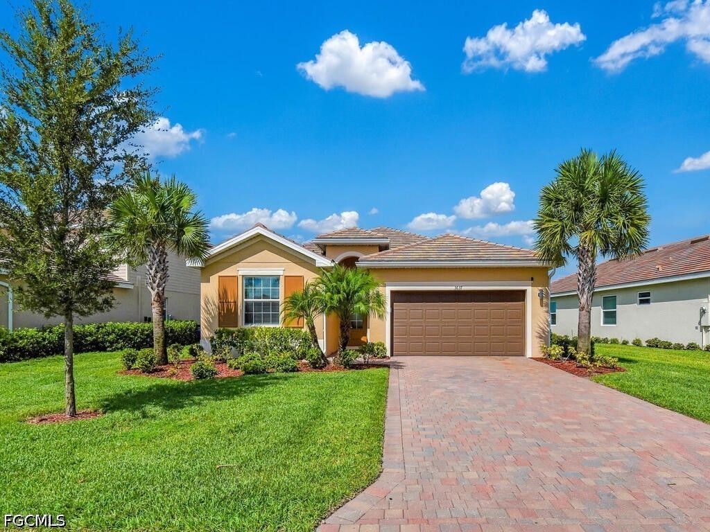 3637 Passion Vine Dr, ALVA