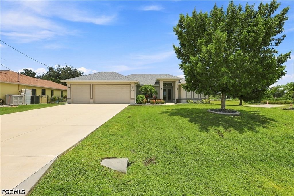 1815 Nw 28th Pl, Cape Coral