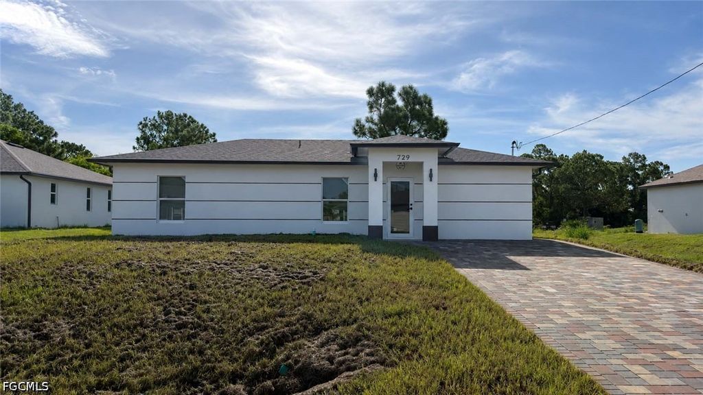 729 Anaconda Ave S, LEHIGH ACRES