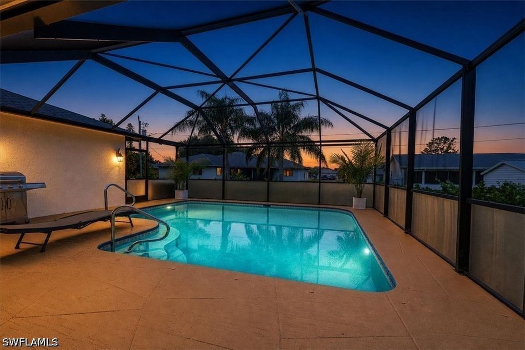 8312 Tahiti Rd, Fort Myers