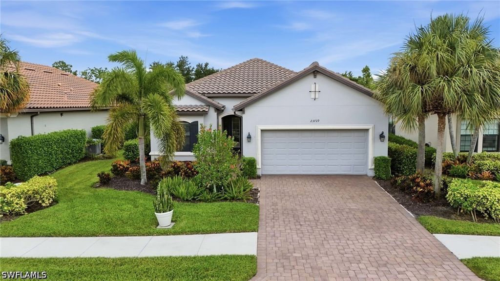 23729 Pebble Pointe Ln, Estero