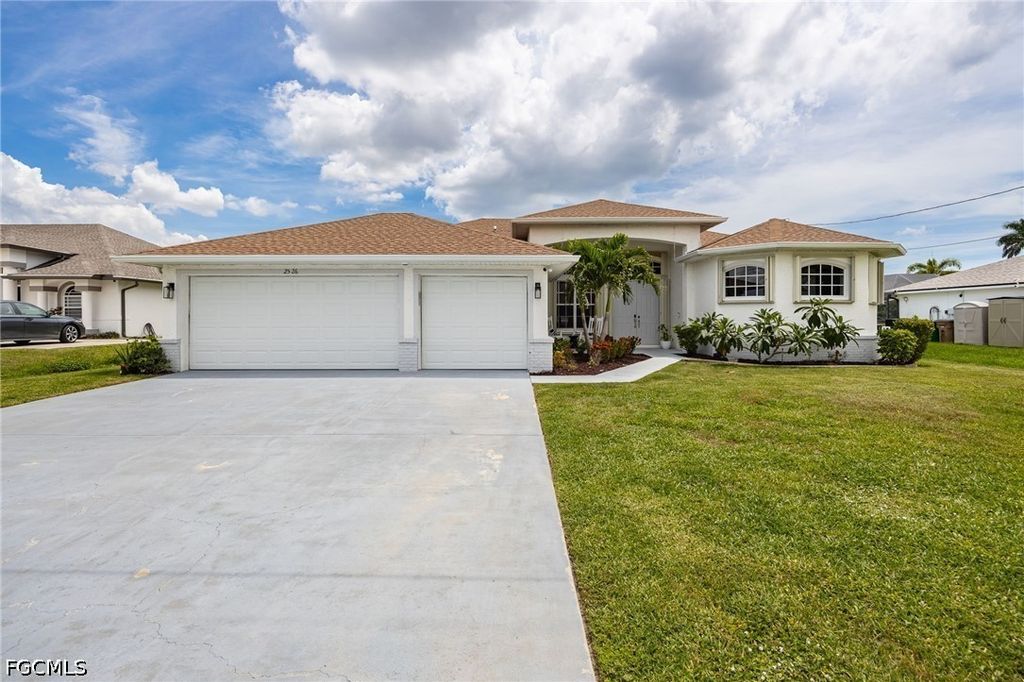 2526 Miracle Pkwy, Cape Coral