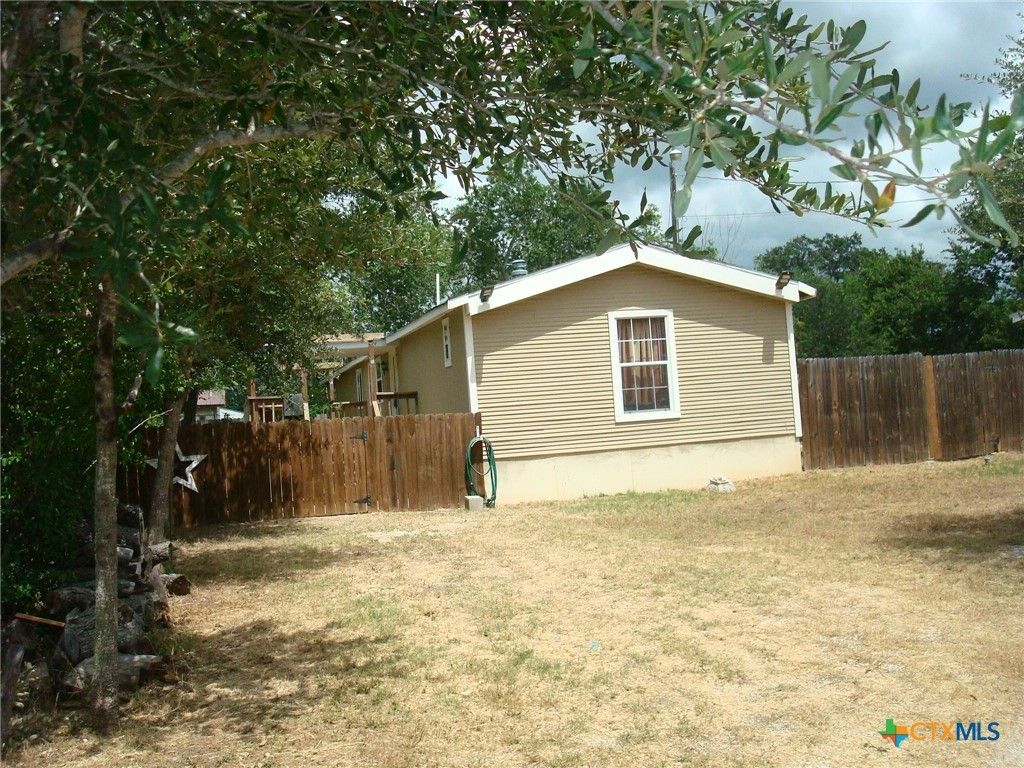 5025 Bluebonnet Street, Seguin