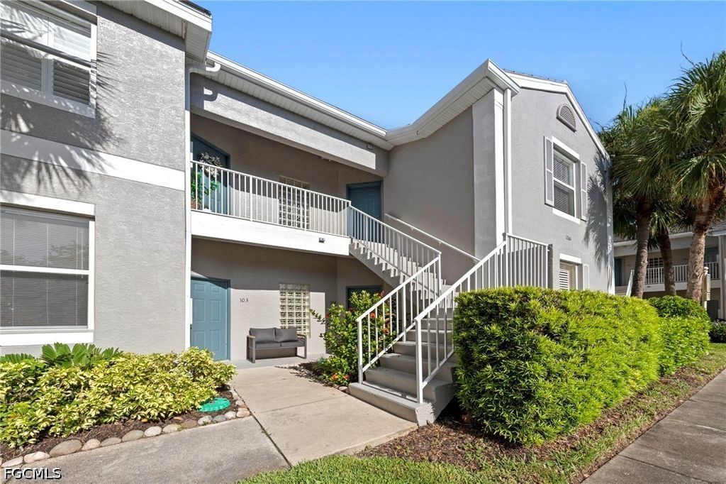 12061 Summergate Cir 204, FORT MYERS