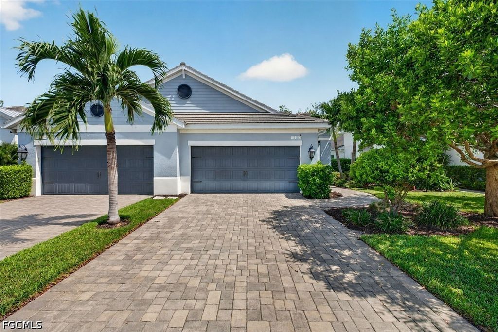 2183 Marquesa Cir, Naples