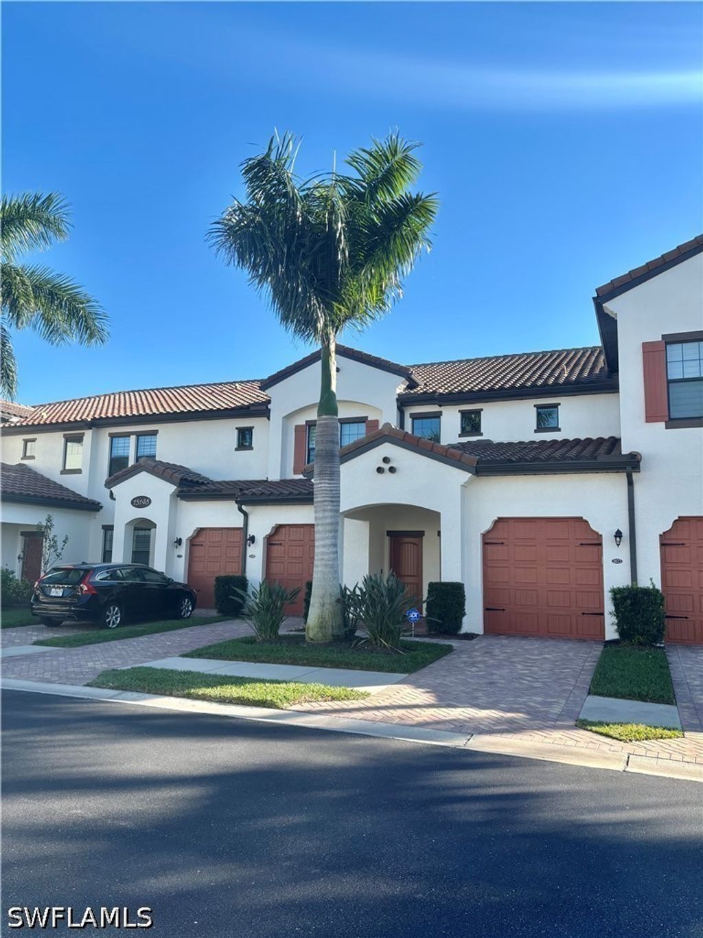 15148 Palmer Lake Cir 202, Naples