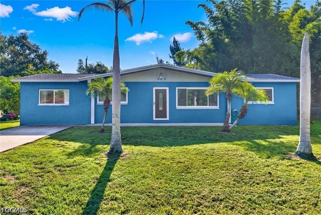 425 Muskegon Ave, FORT MYERS