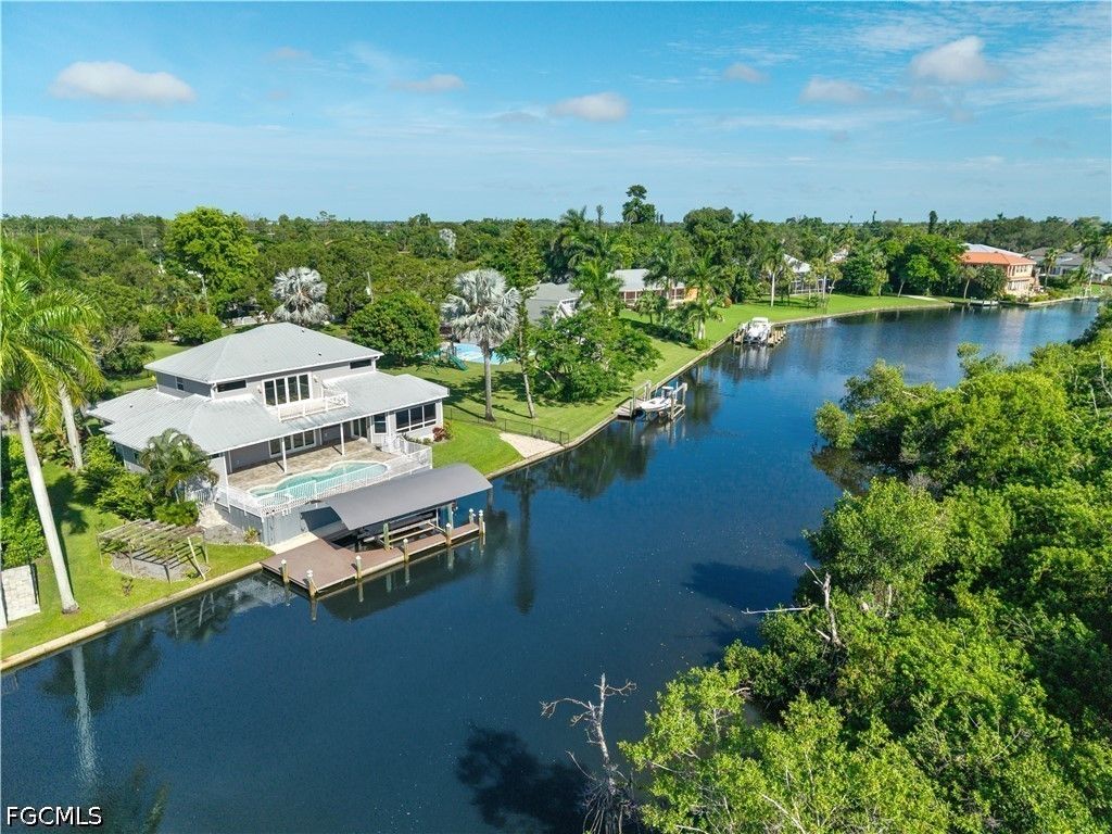 5539 Natoma Dr, Fort Myers