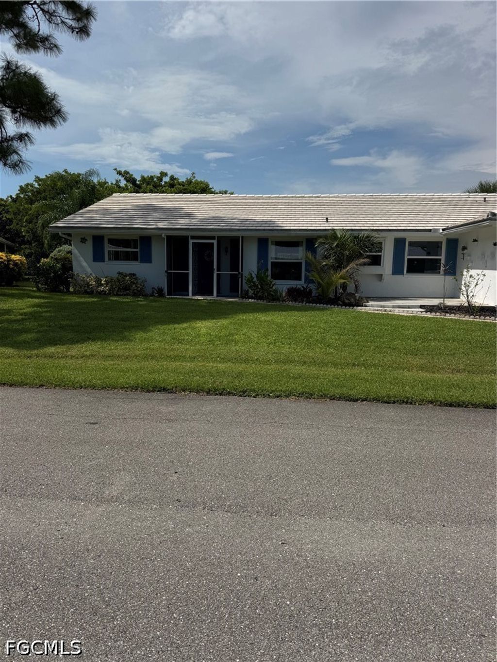 30 Maui Cir 30, Naples