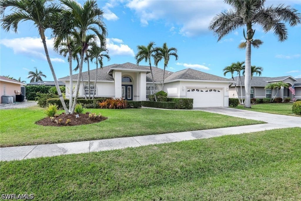142 Saxon St, Marco Island