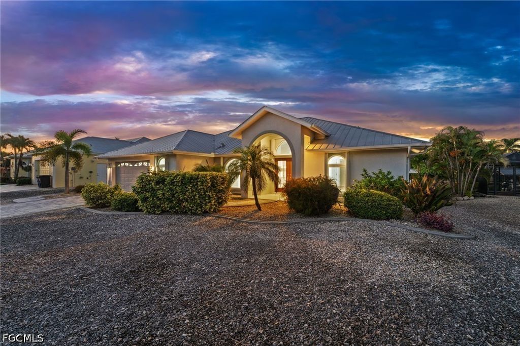 3795 Manatee Dr, ST. JAMES CITY