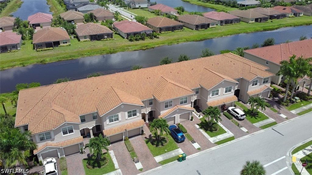 2744 Blossom Way, Naples