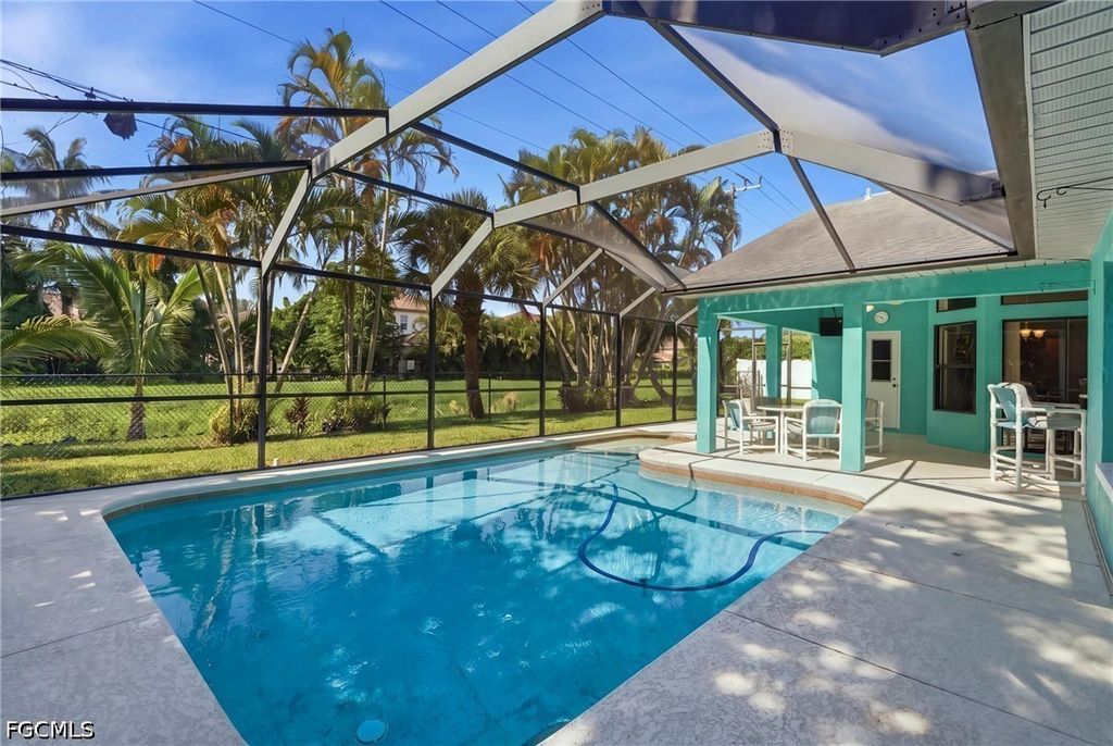 1470 Winkler Ave, Fort Myers