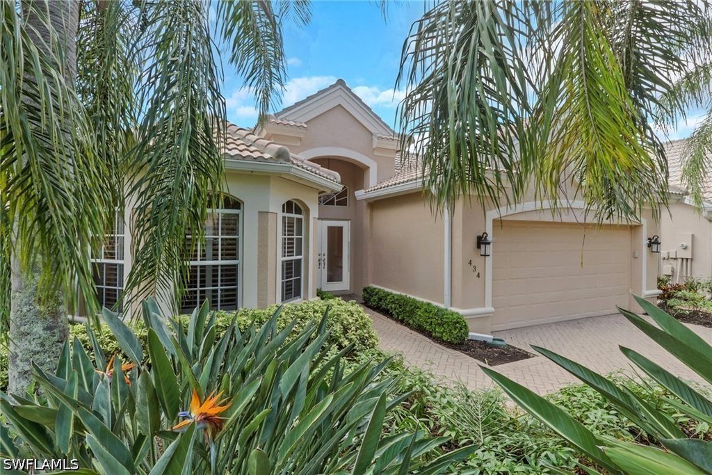 434 Palo Verde Dr, Naples