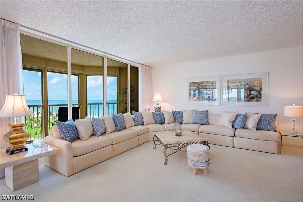 4051 Gulf Shore Blvd N 706, Naples