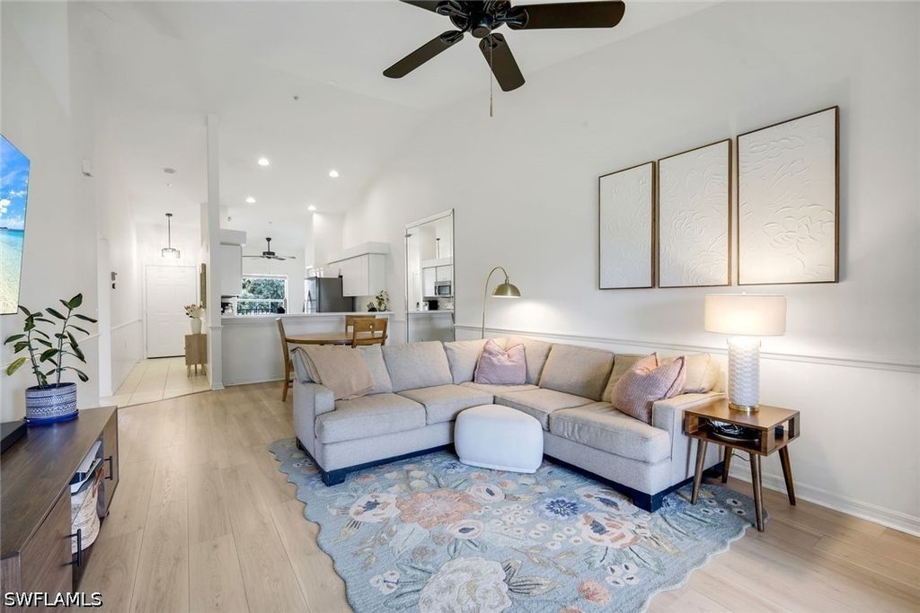 21301 Lancaster Run 825, Estero