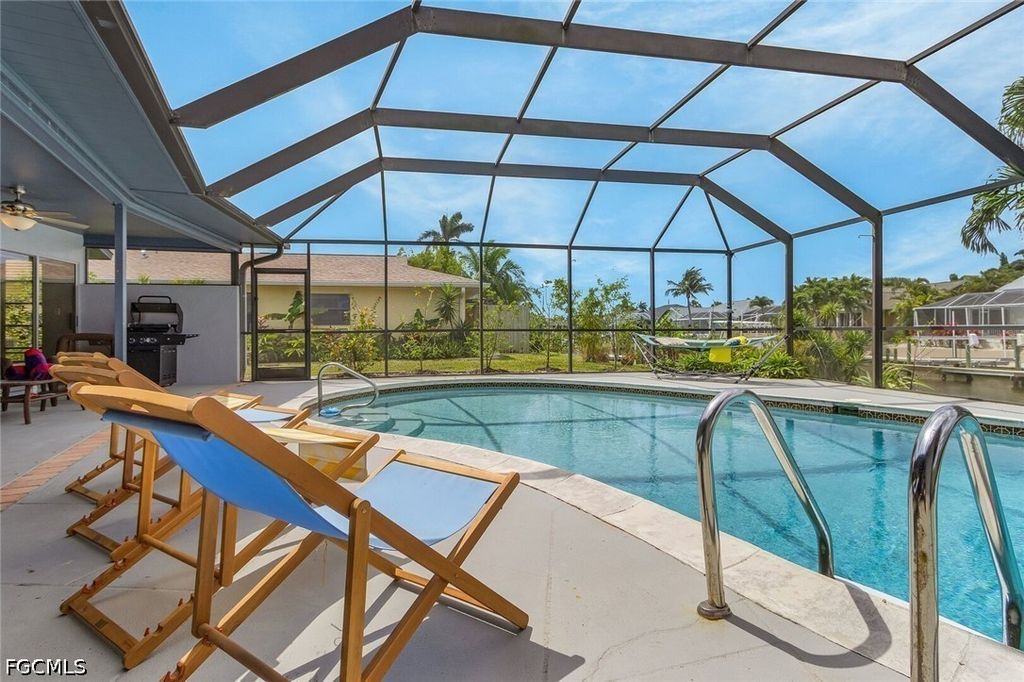 5016 Skyline Blvd, Cape Coral