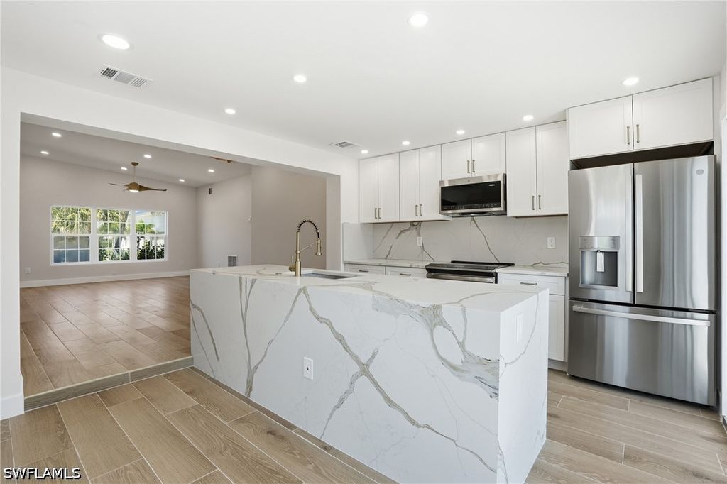 8336 Lagoon Rd, Fort Myers Beach