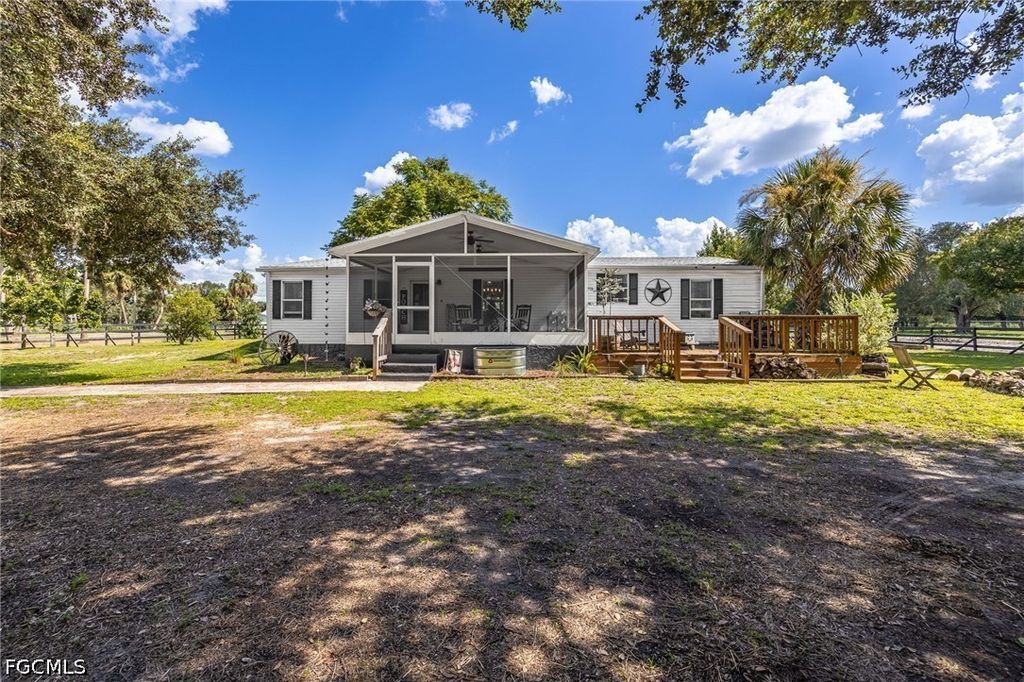 18690 Matt Rd, NORTH FORT MYERS