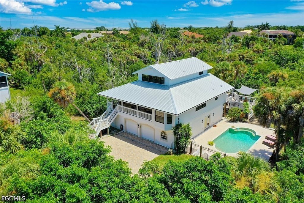 6062 Dinkins Lake Rd, Sanibel