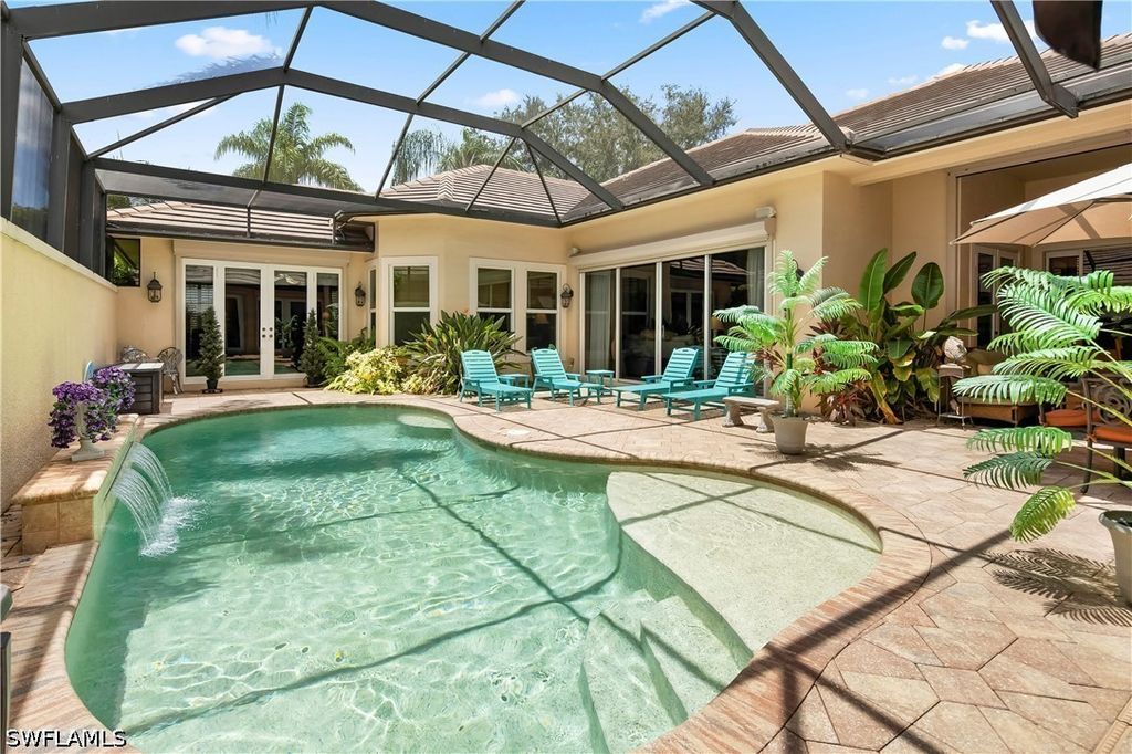 5038 Rustic Oaks Cir, Naples