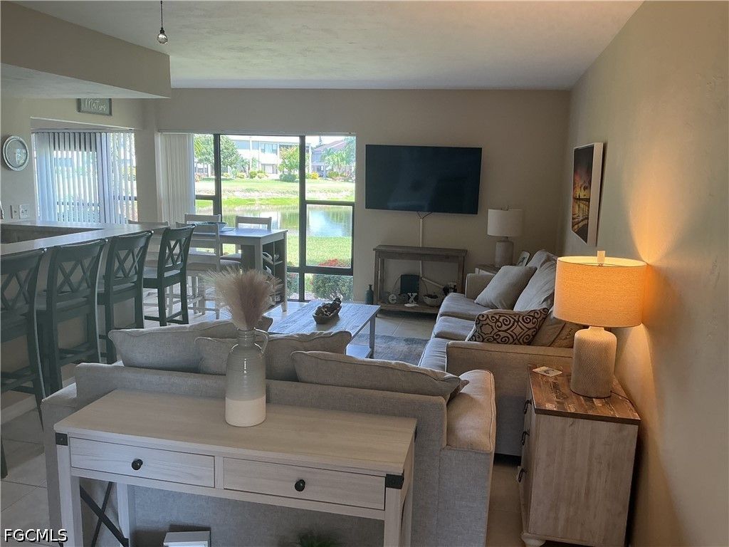 5550 Trlwinds Dr 615, Fort Myers