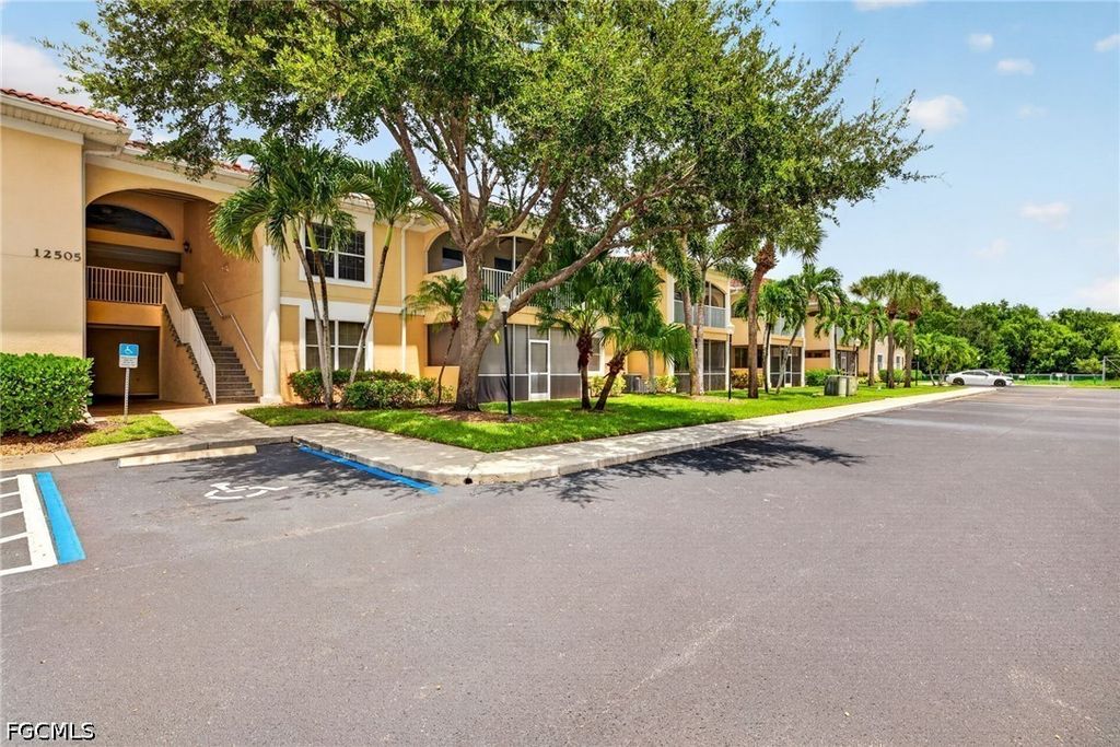 12505 Mcgregor Blvd 106b, Fort Myers
