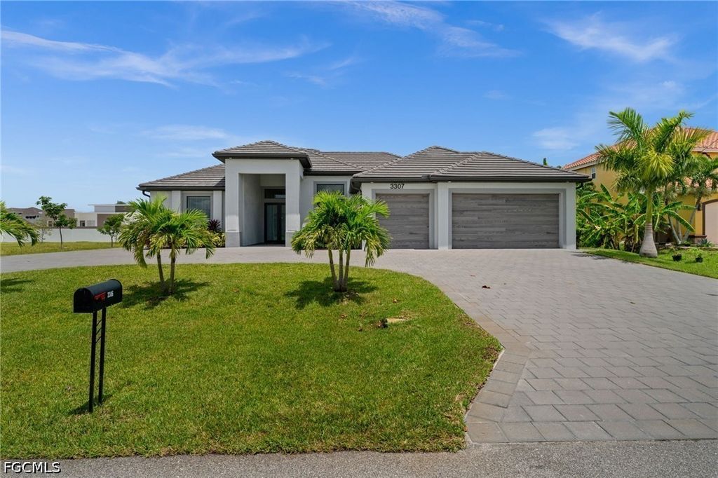 3307 Nw 3rd St, Cape Coral