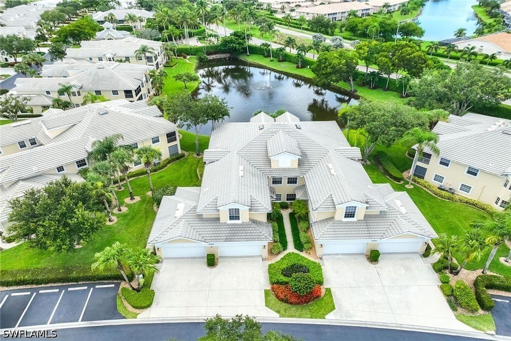 8355 Mystic Greens Way 1903, Naples