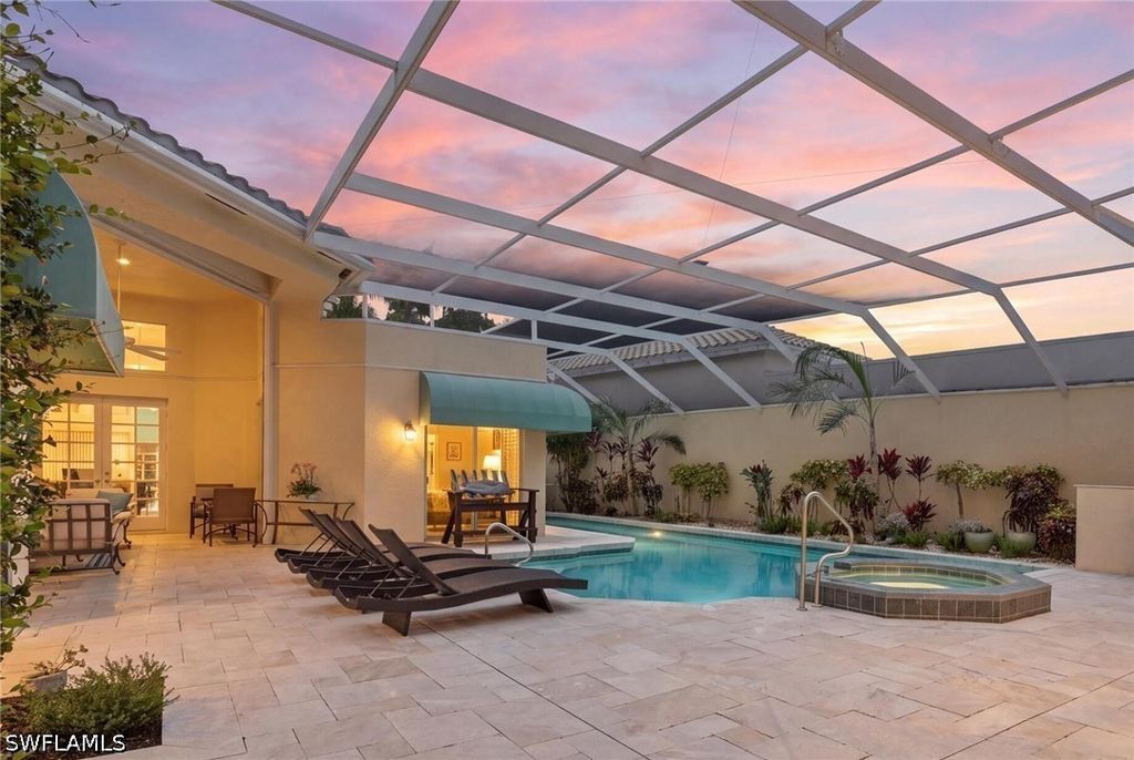 7976 Grand Bay Dr 5, Naples