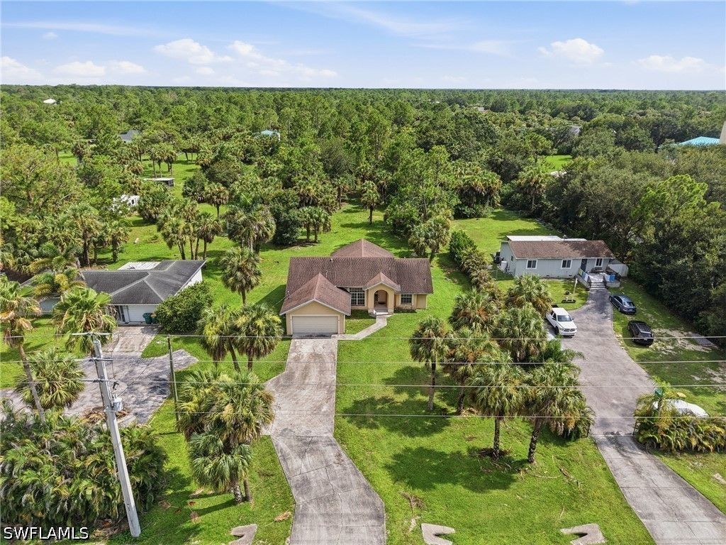 1210 Golden Gate Blvd W, Naples