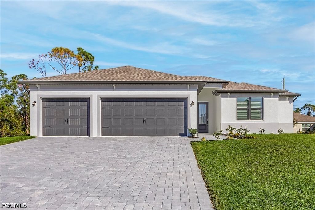 1114 Se 19th Ln, Cape Coral