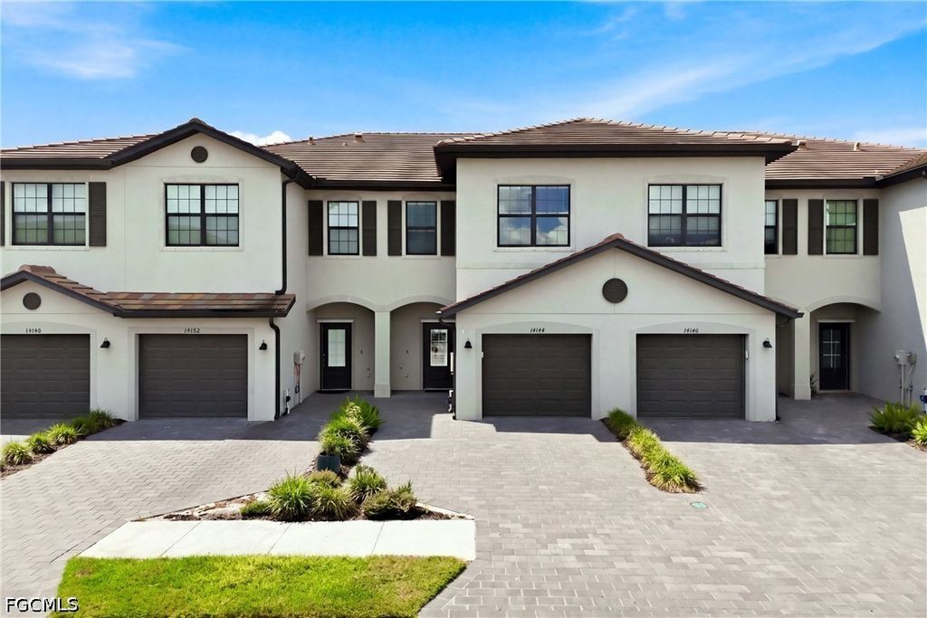 14144 Pine Lodge Ln, FORT MYERS